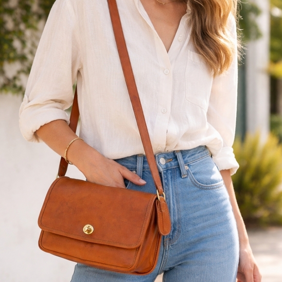 Vintage Coach Pocket Bag 9875-British Tan-Made In USA - Picture 15 of 15